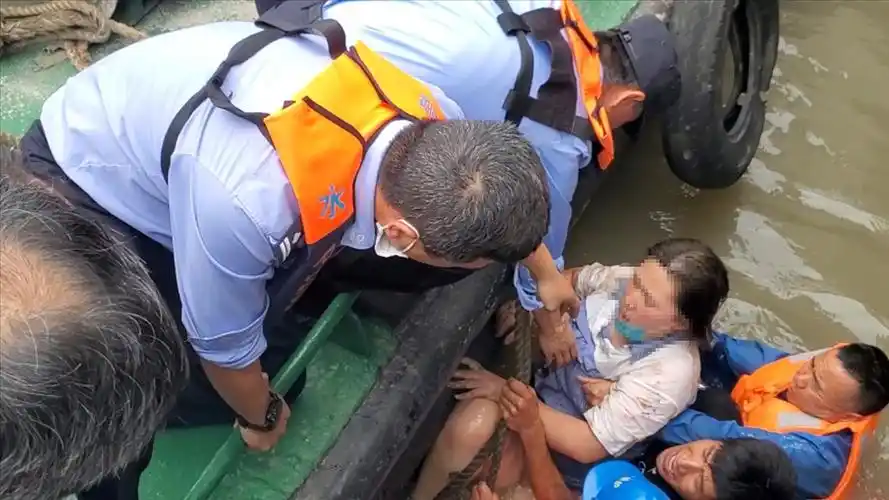 今年4月初至8月末上海暑期青少年溺水事故同比下降26