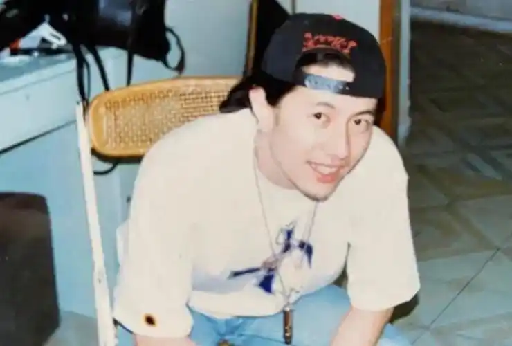 15年后再看"音乐浪子"郑钧:他浪子回头,跟刘芸无关!