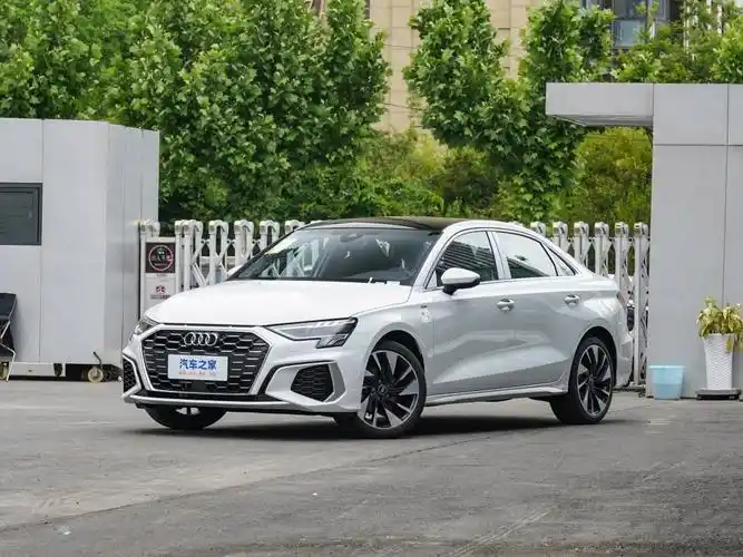 一汽奥迪 奥迪a3 2023款 改款 a3l limousine 35 tfsi 时尚运动型