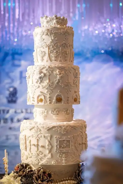 精致的婚礼蛋糕海口丽思卡尔顿酒店总经理沈思墨(christopher sommers