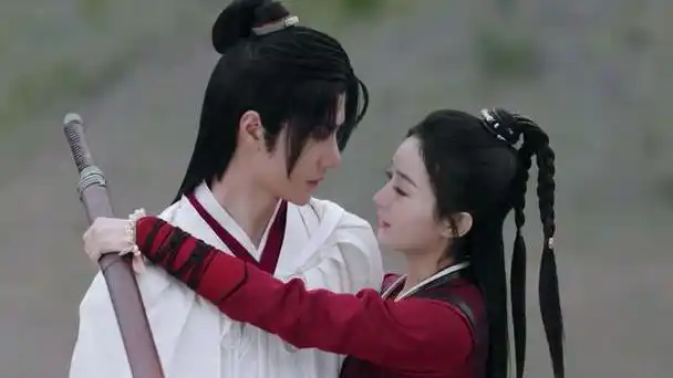 赵丽颖吻(《有翡》中王一博与赵丽颖的精彩画面,两场吻戏,看20遍都不