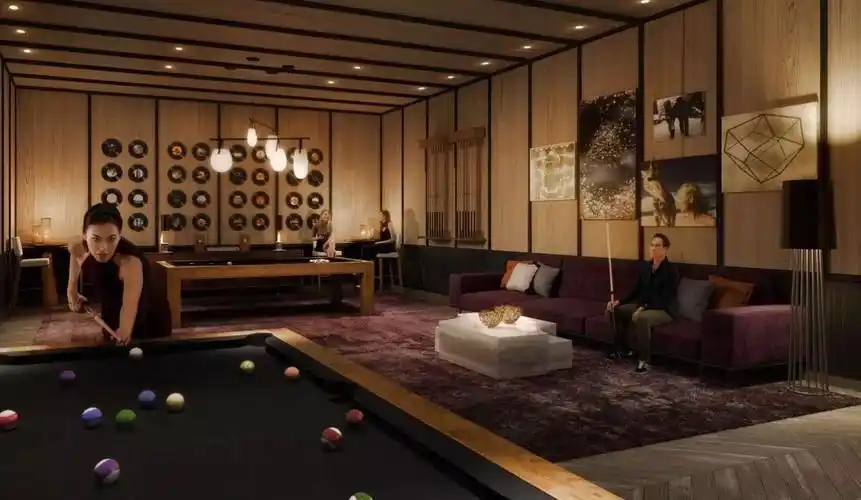 24小时管家服务和 前边说到室内泳池的外面 双道保龄球,台球室,雪茄室