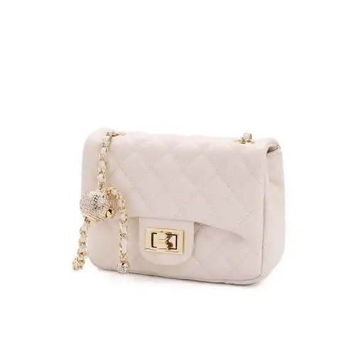 百丽包包2021新款时尚单肩包正菱格链条x5081cx1通用款女包