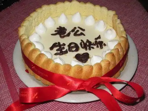 老公生日发的朋友圈的短句祝老公生日发朋友圈的句子