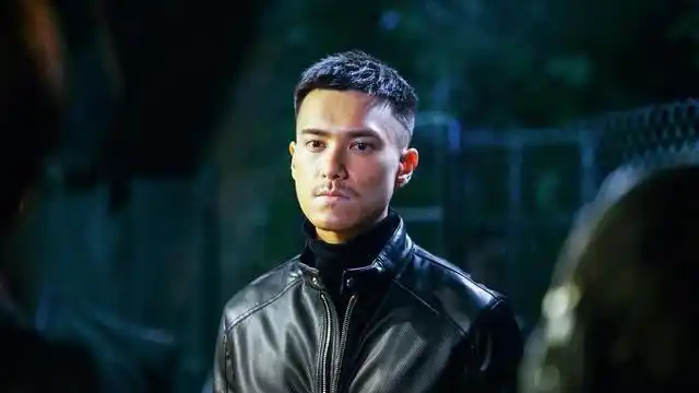 练壮告别万年弟弟之名朱敏瀚拳王跟黎耀祥学做人