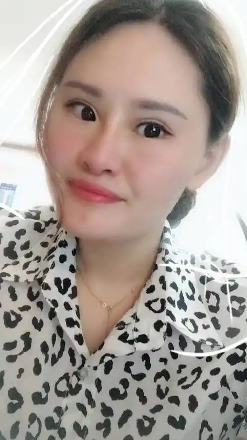 33岁离异女征婚照片(id:5291255)_广东深圳征婚交友_我主良缘网