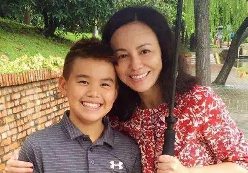 宁静儿子王琳儿子差别不是一般地大