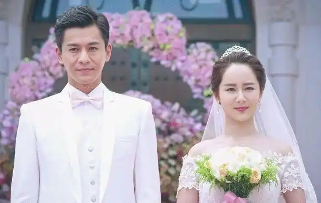 杨紫的九张结婚照和谁都不情愿唯独和他是发自内心