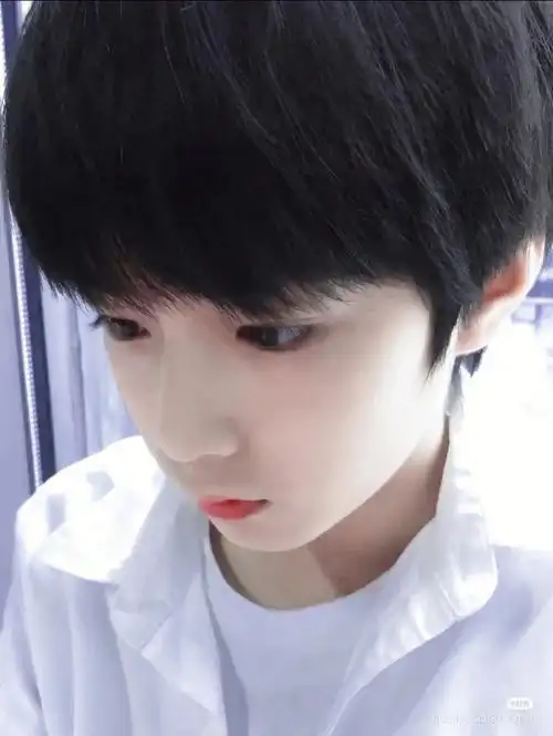 看一下幼崽时期的刘耀文吧!#刘耀文  #时代少年团刘耀文