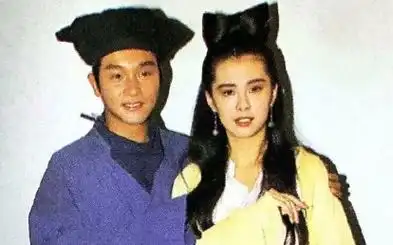 男神女神旧照盘点:张国荣&王祖贤《倩女幽魂》花絮照01