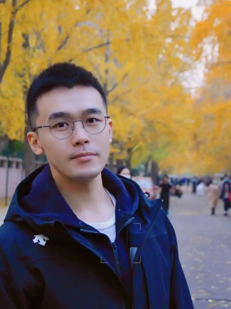 男生必备黑框眼镜 | 减龄显脸小 眼镜是我的日常必备品,在选眼镜上我