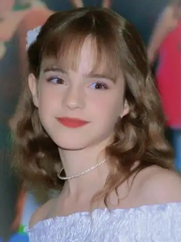 从小美到大的艾玛!99