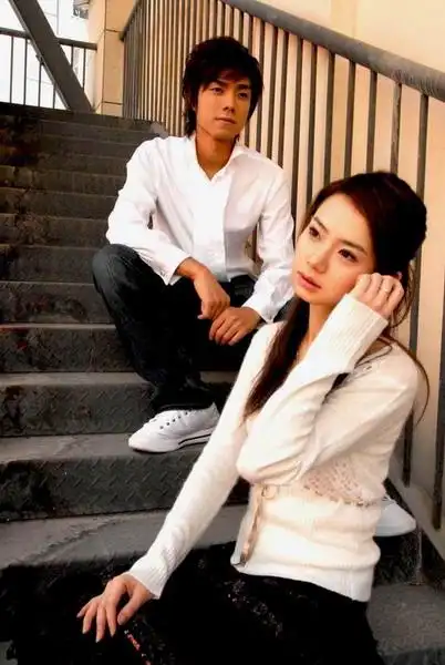 袁成杰戚薇试水话剧