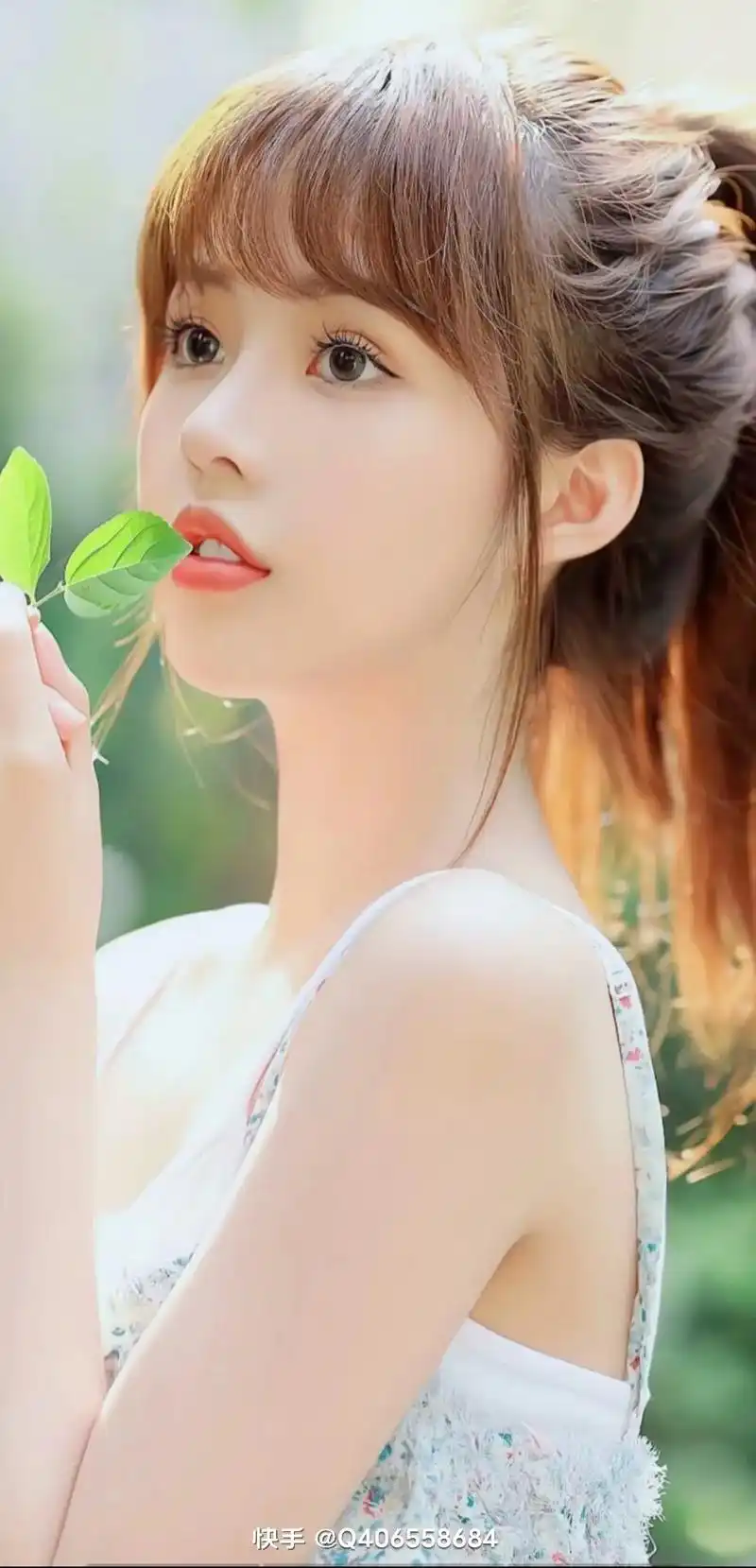 137711 高清颜值美女长图 1.5万 快手@zcbm13 - 抖音