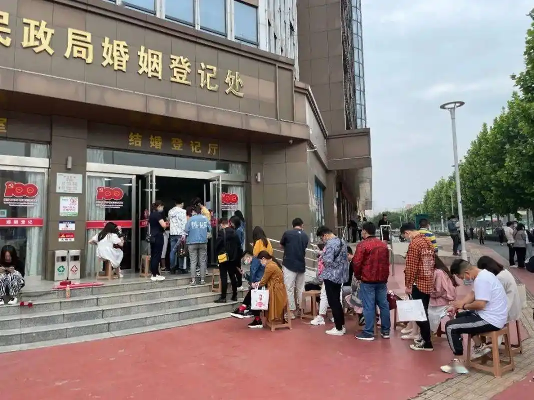 刚刚,东宝区民政局实拍一幕!朋友圈都在传.