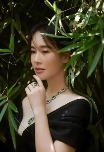 46岁演员左小青,风华绝代,独特魅力!