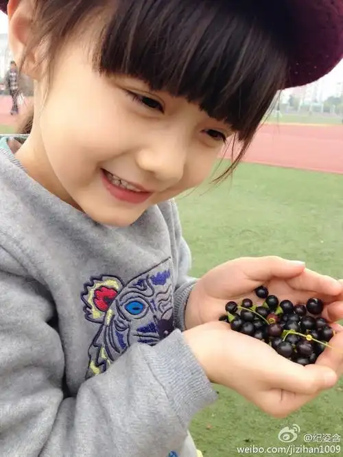 纪姿含父母是谁 纪姿含个人资料介绍