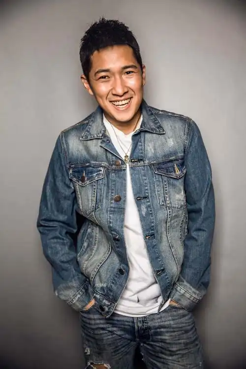 万物生长张博宇厚朴版写真曝光