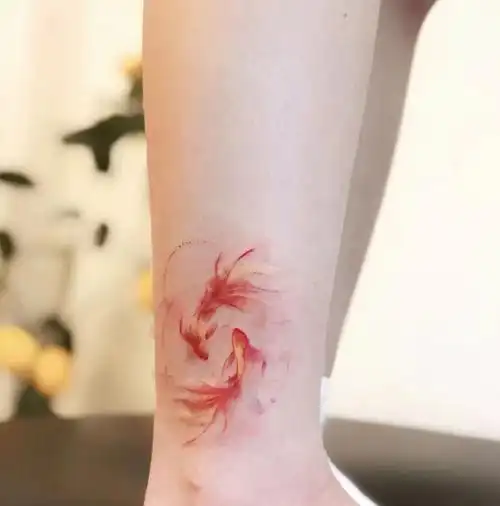 最新锦鲤纹身图案大全锦鲤纹身有什么寓意12