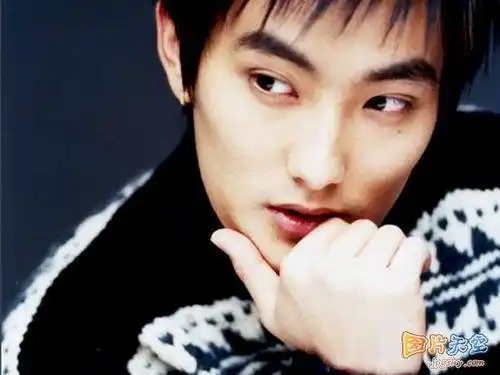 安七炫部份图片