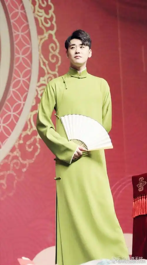 有没有张云雷杨九郎穿大褂图? - 知乎