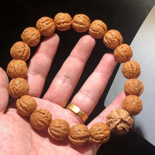 文玩小核桃手串山三棱正奔狮子头小秋子正圆姜黄皮手持手把件