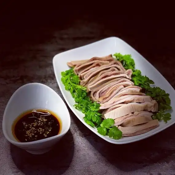 鹏妈在奔跑做的白切猪肚