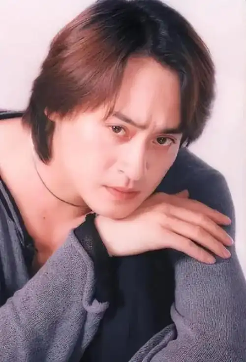 修庆个人资料简介:他是著名演员,做了爸爸后内心深处感谢父母当年催生