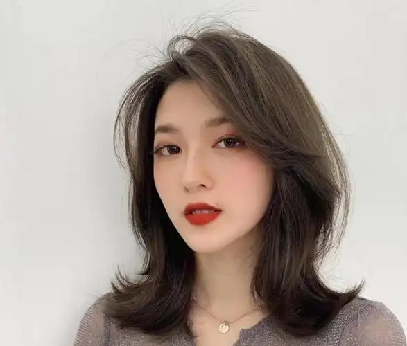 2020精选流行发型24款,瘦脸时尚还洋气,爱美女性都喜欢