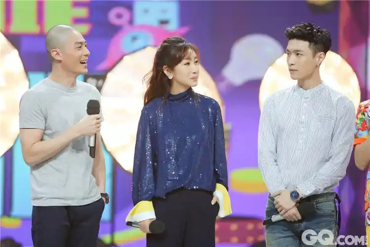 作为东道主的张艺兴,不仅与吴昕上演另类音乐互动,还用长沙方