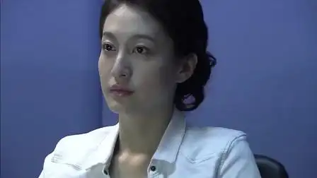 中国刑警803,男子在会所里按摩,脱下毛巾顿时吓傻了,三个大汉正围着他