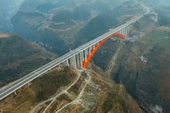 公路工程施工总承包特级资质的大型国有企业和中国第一批获得此特级