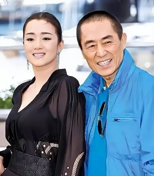 原创1987年张艺谋拍红高粱花40000元雇人种高粱到那傻眼了