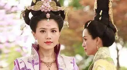 710年七月,李旦复位,711年正月,追封肃明皇后,葬惠陵.