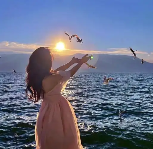 背影图片女生唯美气质意境