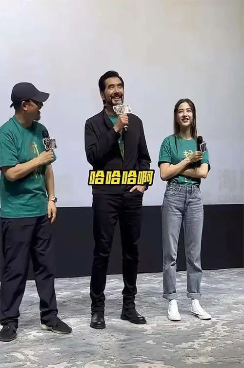 61岁李连杰与70岁成龙都已老得不敢认,63岁的费翔依然帅得坚挺