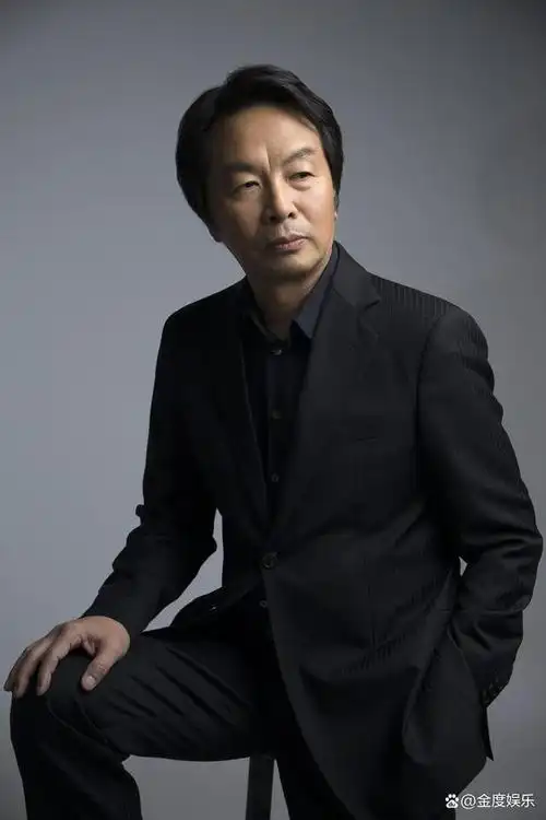 近日,英皇电影2023年年度片单中导演管虎的最新作品《一个男人和一个