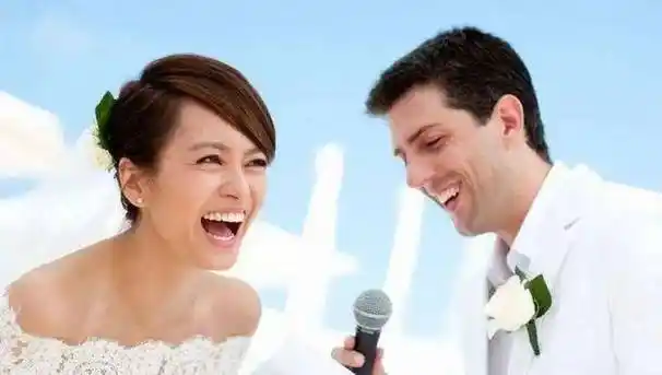 一代玉女掌门梁咏琪和西班牙籍老公的跨国婚姻_sergio_郑伊健_时候