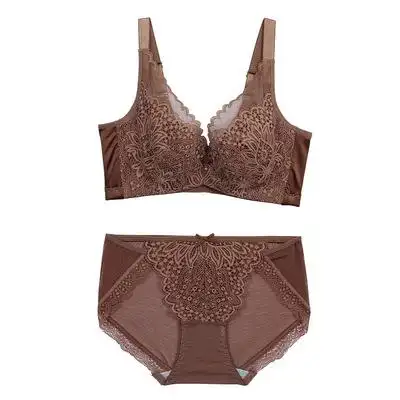 vineco维妮内衣女无钢圈收副无痕薄款小胸聚拢文胸套装