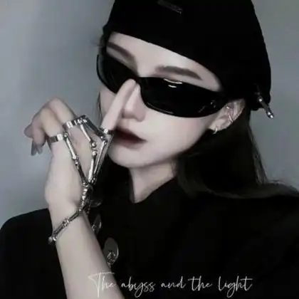 女生冷酷无情的霸气头像图片