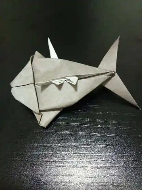 仅用一张双面彩色纸的折纸 (儿子的折纸集)