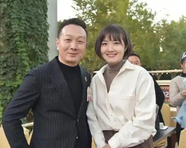 蒋小涵:嫁给平凡的老公,36岁高龄生子,家庭美满幸福