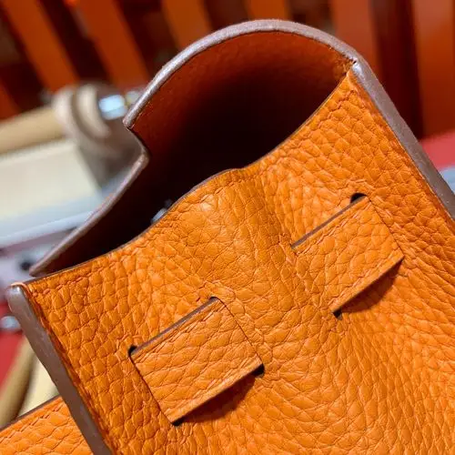 爱马仕kelly danse女包 hermes橙色togo牛皮新款女包单肩斜挎包 银扣