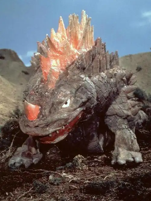 黄金怪兽哥尔顿99深海怪兽雷伊洛斯99甲壳地底怪兽仲耐尔99月亮