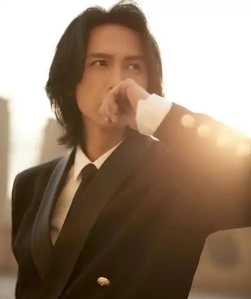 黑豹乐队发布主唱招募海报,主唱张淇疑似单飞,双方粉丝都很开心_窦唯