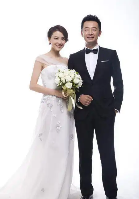 黄海波无戏拍粉丝骂赵又廷抢女人他和高圆圆相恋就不会做傻事