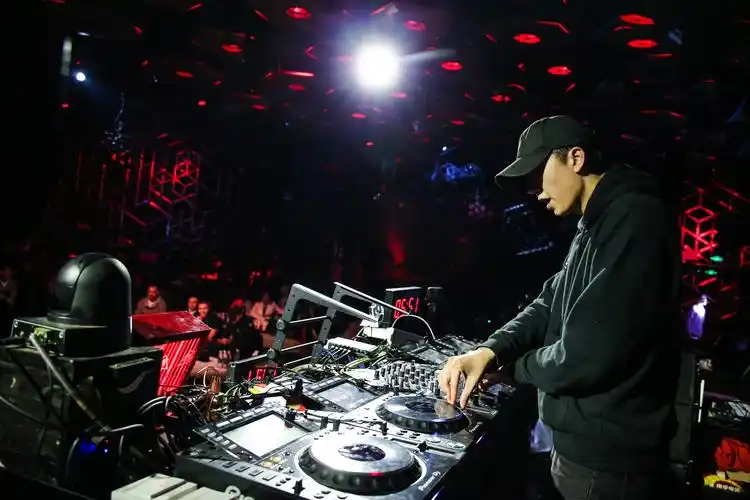 汇聚全国电音力量,pioneer dj第十八届先锋dj大赛11月29日完美收官