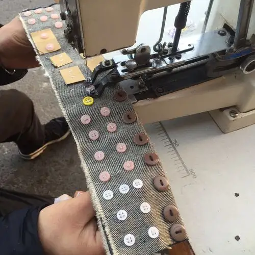 上工4-2钉扣机 工业缝纫机服装机械设备 纽扣机