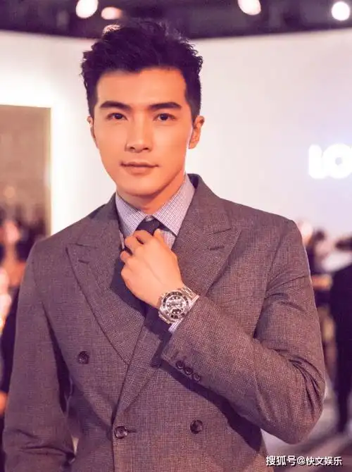 演员贺军翔公开婚后房产信息,直言房贷压力大_生活_明星_人们