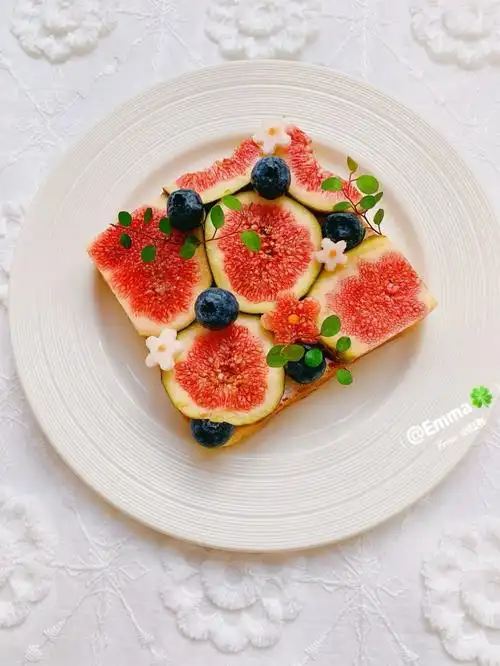 早餐摆盘|无花果酸奶吐司～91